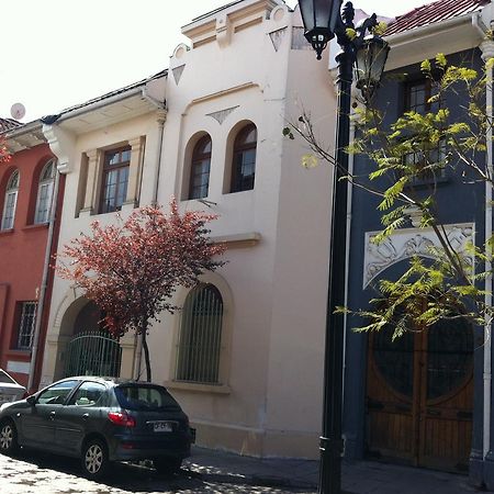 Patio Yungay Bed & Breakfast Сантяго Екстериор снимка