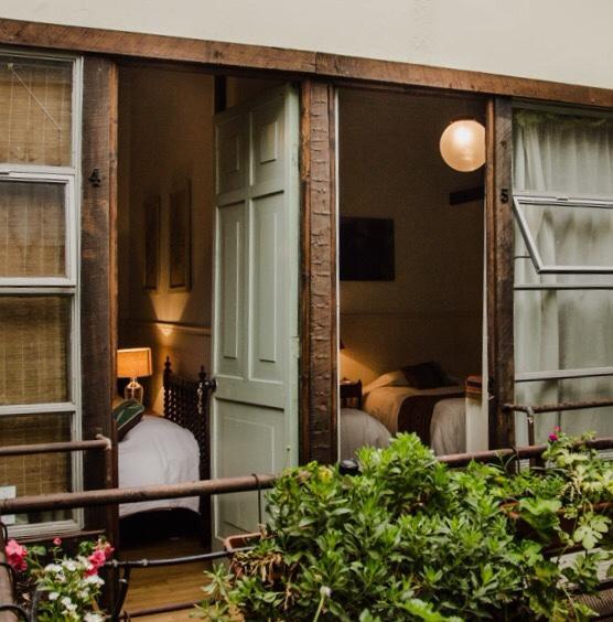 Patio Yungay Bed & Breakfast Сантяго Екстериор снимка